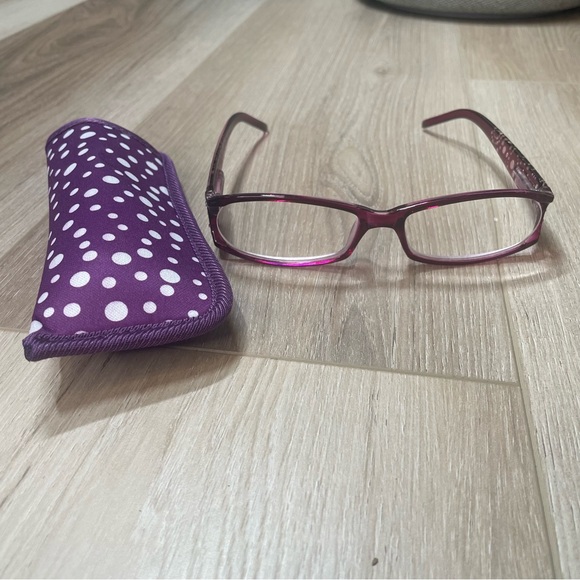 Foster Grant Women's Readers‎ Glasses in Burgundy with case - Picture 7 of 7